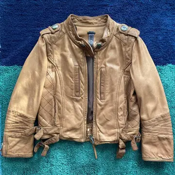 AULA AILA 가죽 숏 자켓 베이지