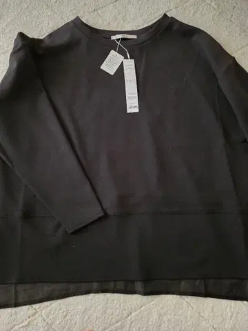 Mal. 블랙 긴팔 상의 F 사이즈