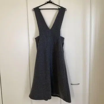 [ 미사용 새상품 ] 유나이티드 애로우즈 V넥 원피스