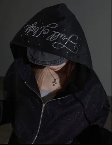 프릴 달린 라메 후드티 apres jour mignon