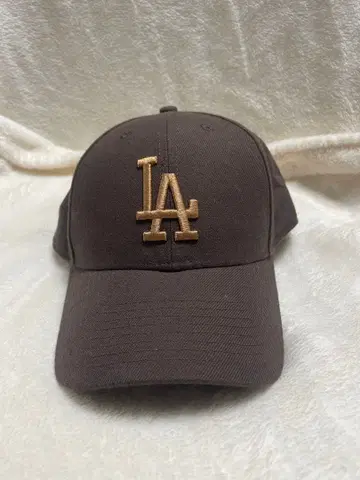 LA 로고 브라운 야구 모자