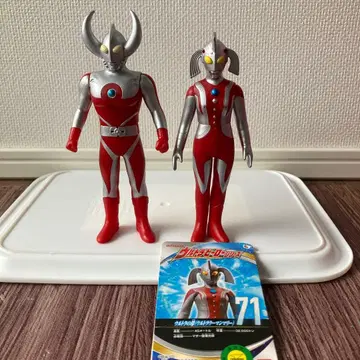 아버지와 어머니 울트라맨 울트라 세븐 피규어 세트