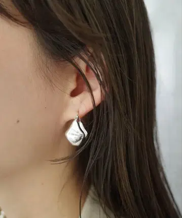 CLANATE 클란테 실버 드롭 귀걸이 슬로브 이에나