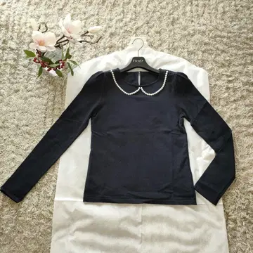 FOXEY 폭시 네이비 펄 옷깃 긴팔 니트