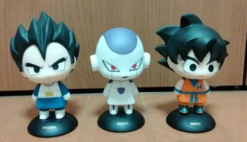 드래곤볼 흔들흔들 헤드 손오공 베지터 프리저 피규어