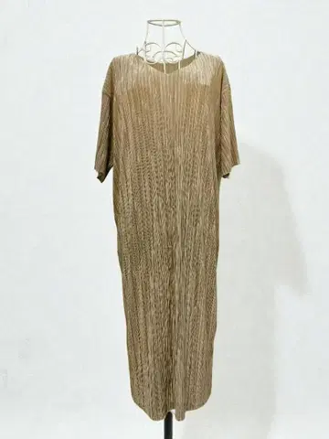 OTONA 플리츠 원피스