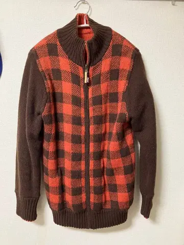 오렌지와 브라운 체크 니트 사이즈 M 레트로 겨울 의류