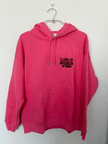 MILK FED 핑크 후드티 후드 부착