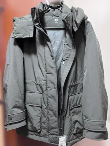 하이브리드 다운 코트 (유니클로)