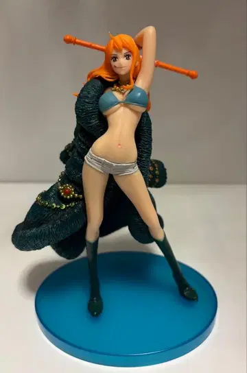 제일복권 원피스 20th anniversary 나미 피규어 박스 없음