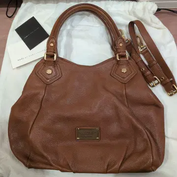 마크제이콥스 클래식 Q 프래니