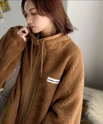 [택 포함 새상품] Java 충전솜 보아 블루종 S 사이즈 카멜