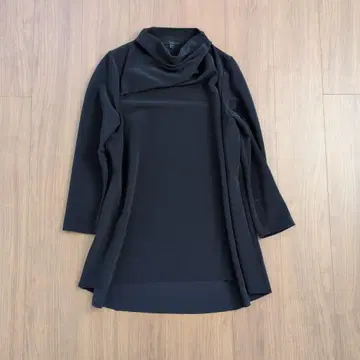 COS 블랙 긴팔 상의 L