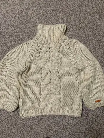 HandMade 케이블 짜임 터틀넥 스웨터