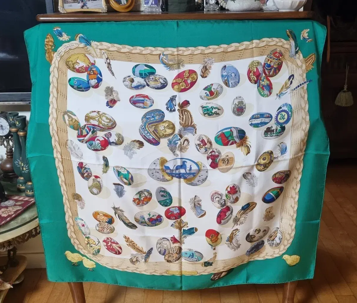 Authentic Hermes Carre 90 scarf