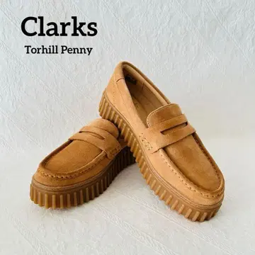 신상 Clarks 클락스 토힐 페니 통굽 로퍼 라이트 탄 스웨이드