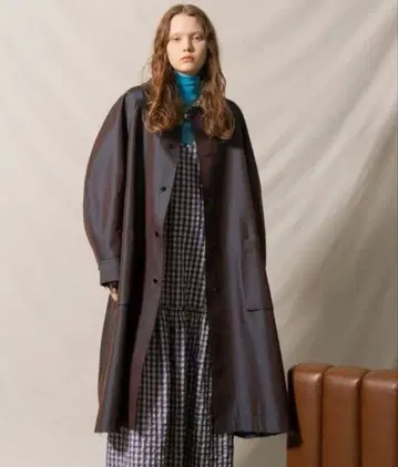 MAISON SPECIAL 샴브레이 코쿤 슬리브 칼라 코트