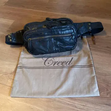 Creed 블랙 가죽 천연 가죽 바디백