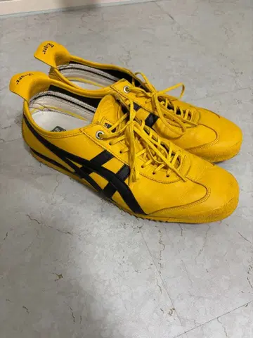 오니츠카타이거 스니커즈