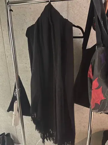 JULIUS 울 100% 블랙 스톨