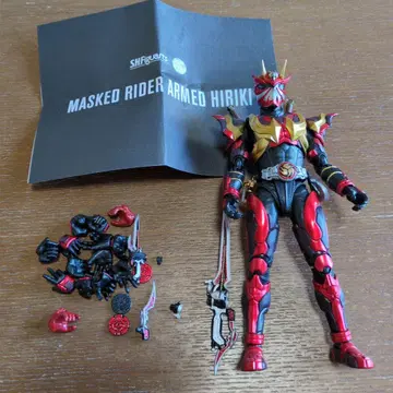 SH 피규아트 가면라이더 아머드 히비키