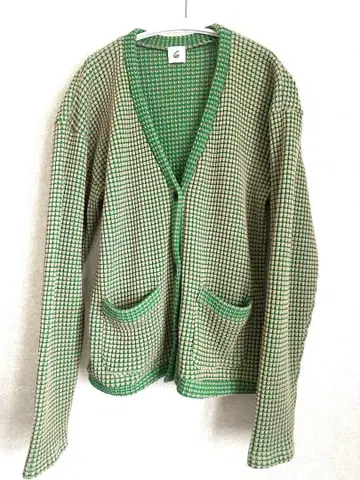 새상품급 6 roku 퐁퐁 가디건