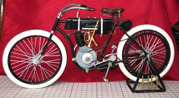 할리데이비슨 1903-1904 SERIAL NUMBER ONE