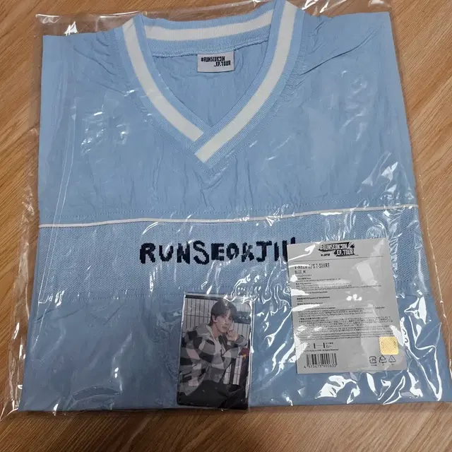 미개봉 runseokjin tour japan 런석진 티셔츠 bts 방탄