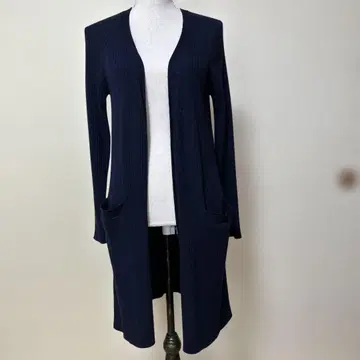 띠어리 럭스 네이비 리브 편직 긴팔 가디건 사이즈 38
