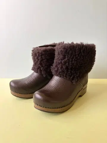 미사용 dansko 오카오 미요코 콜라보 가죽 부츠 36