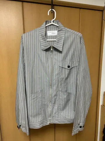 UNIVERSAL Overall x relume 스트라이프 자켓