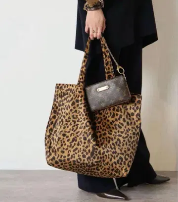 MUSE de Deuxieme Classe 레오파드 백