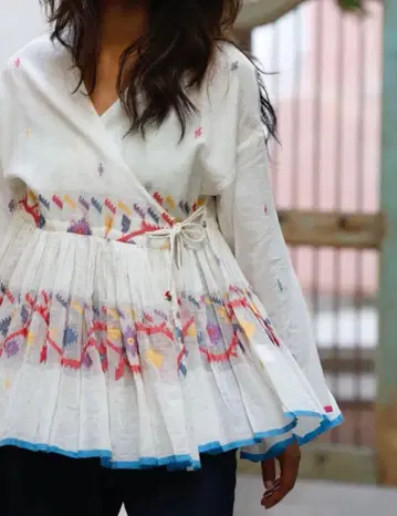 [ 새상품 ] TWO CHAPATI 라바리 블라우스 화이트 투 차파티