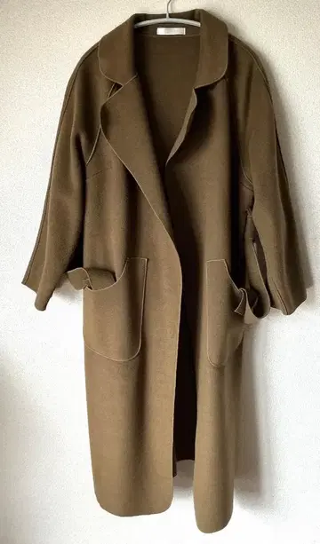 새상품급 DoCLASSE 레이디 로브 코트 브라운 계열 M 사이즈