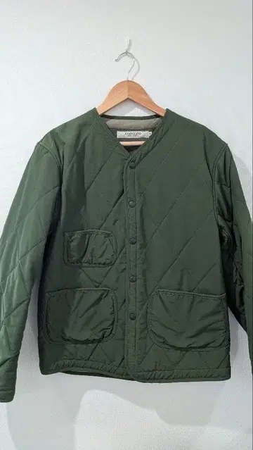 옴니갓 노카라 보아 안감 퀼팅 자켓 사이즈 4