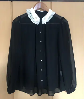 프랑슈리페 블라우스