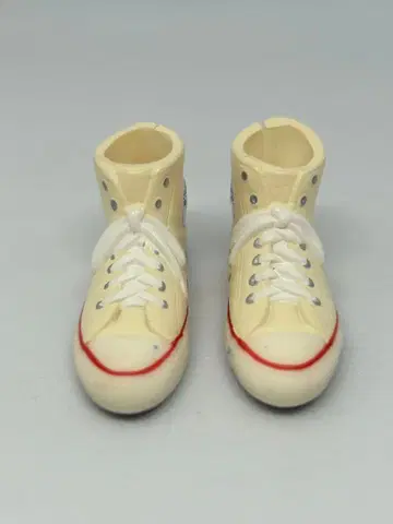 Momoko 신발 (스니커즈) 증정 책자 포함