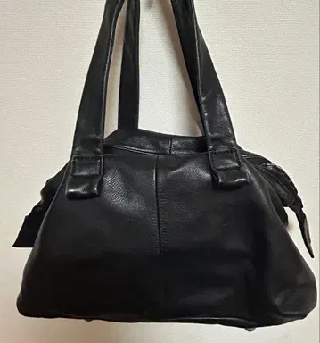 Kawa-Kawa 블랙 레더 토트백