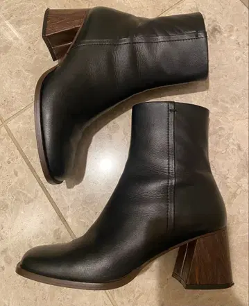 긴자 카네마츠 청키힐 숏부츠 블랙 24cm