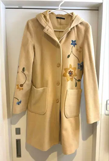 자수 코트 이탈리아제 구제 의류