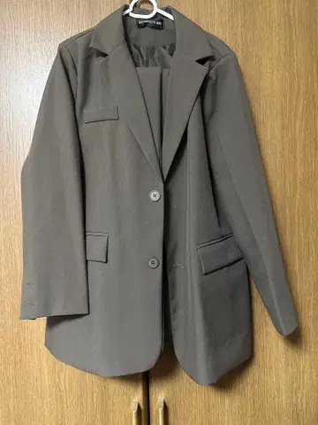 브라운 자켓 캐주얼 상하의 세트 L 사이즈