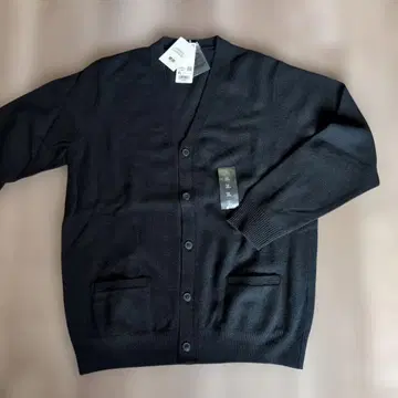 유니클로 프리미엄 램스울 V넥 가디건 XL 블랙 남성용 새상품