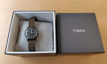 새상품급 TIMEX 일본 한정판 TW2T33700 캠퍼 29mm 올리브