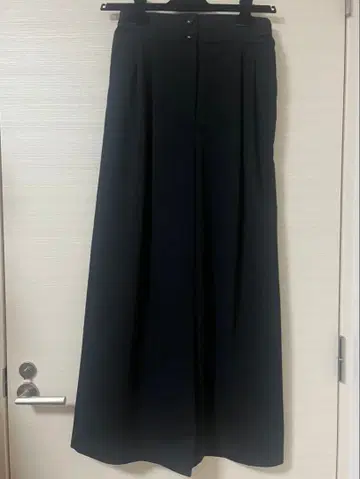 STRAWBERRY FIELDS 블랙 와이드 팬츠