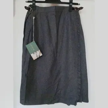 오닐 다크 그레이 플리츠 스커트 택 포함 새상품 미사용