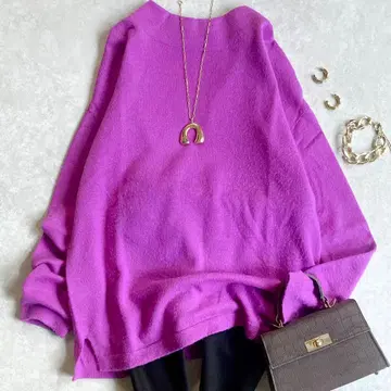 새상품급 이네드 INED 홀가먼트 캐시미어 터치 보틀넥 니트