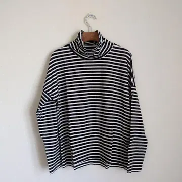 WYATT(와이엇) 터틀넥 보더 롱T셔츠