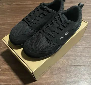 BMZ 애슬릿 스니커즈 베어풋 메쉬 발 본래의 기능을 향상시키는 블랙