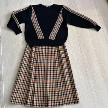 DAKS 스커트 셋업 블랙/체크