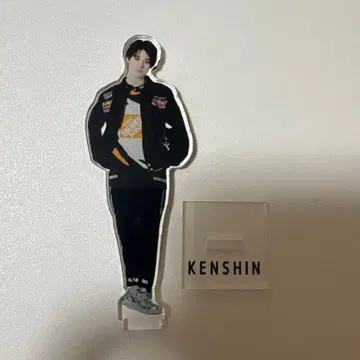 원엔 우에무라 켄신 아크릴 스탠드